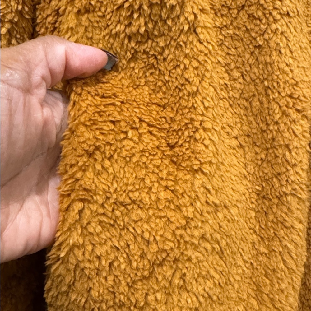 Women’s Orange-Brown Teddy Coat Size Medium/Large - Picture 6 of 6